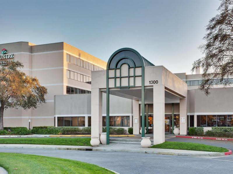 Radisson Hotel Sunnyvale - Silicon Valley Exterior photo